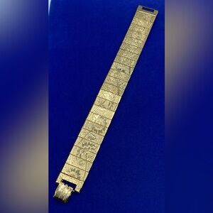 Gold Tone Floral Panel Bracelet